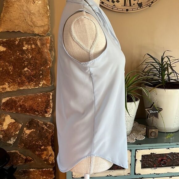 Dex the Suit Shop Women’s Ice Blue Sleeveless Top Size XS - Picture 4 of 12